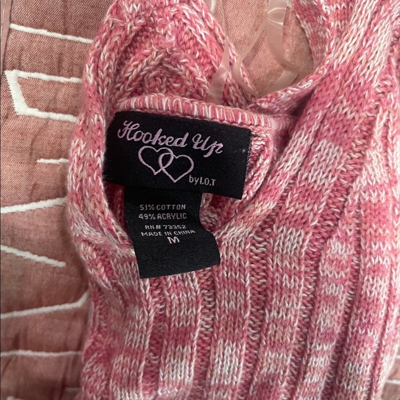 Cute top - Picture 2 of 2